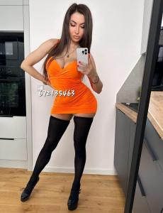 672135463: Chica busca chico en La Coruña