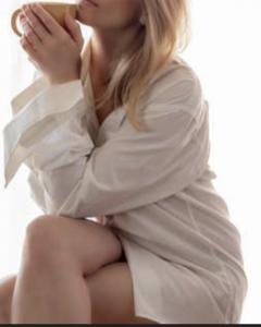 613950569: Chica busca chico en Barcelona