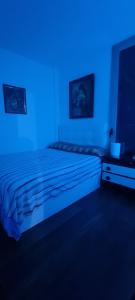 644159925: Chica busca chico en Barcelona