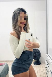 670733366: Chica busca chico en Madrid