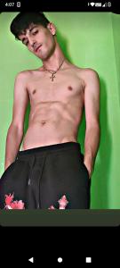 634123653: Chico busca chica en Sevilla