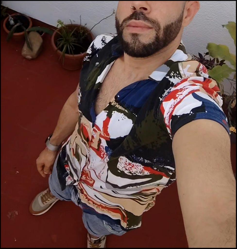 Chico busca chica en Cádiz: 