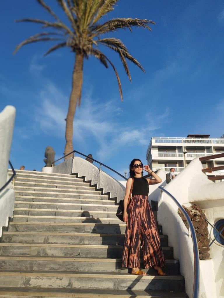 Chica busca chico en Tenerife: 