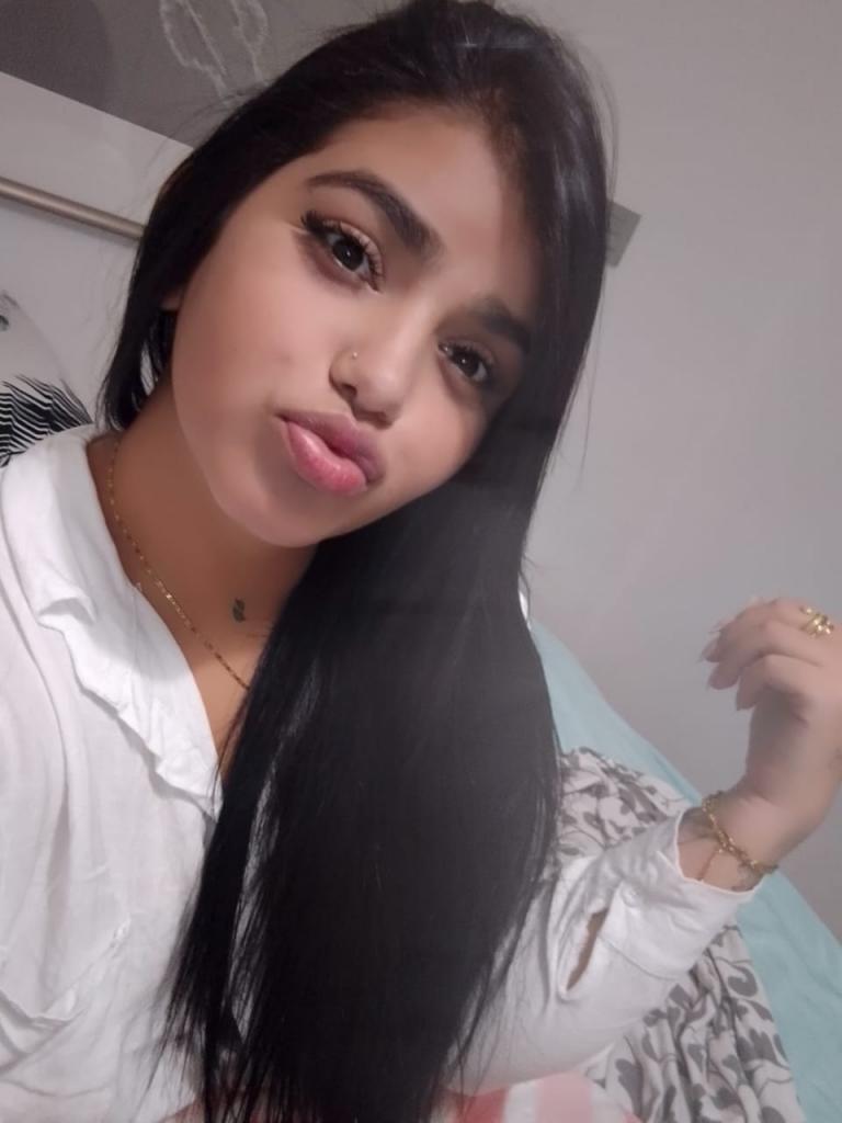 Chica busca chico en Barcelona: Chica busca chico