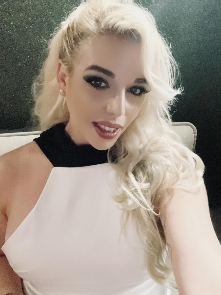 631769006: Travesti en Barcelona