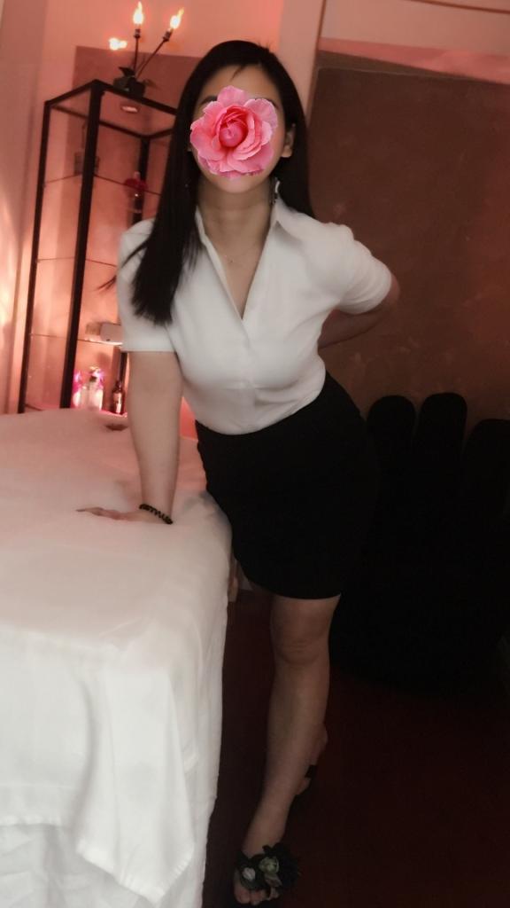 627717168: Chica busca chico en Barcelona