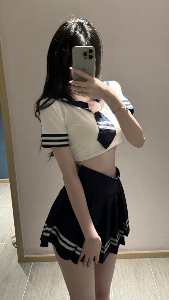 627717168: Chica busca chico en Barcelona