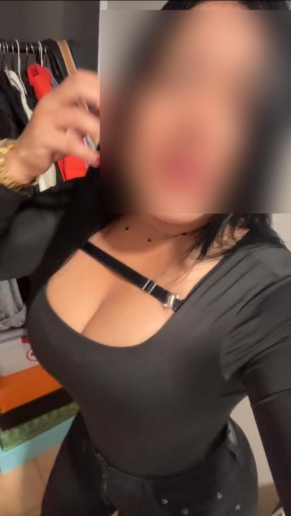 Chica busca chico en Cádiz: 