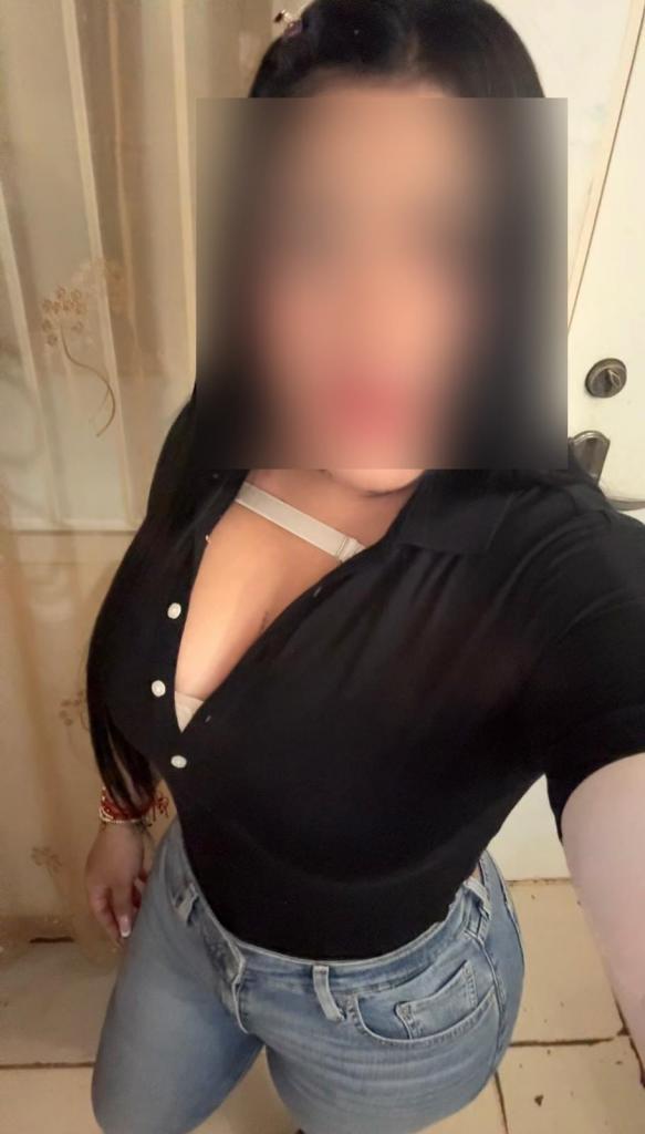 Chica busca chico en Cádiz: 