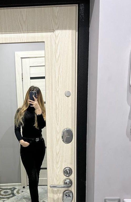 613803306: Chica busca chico en Madrid