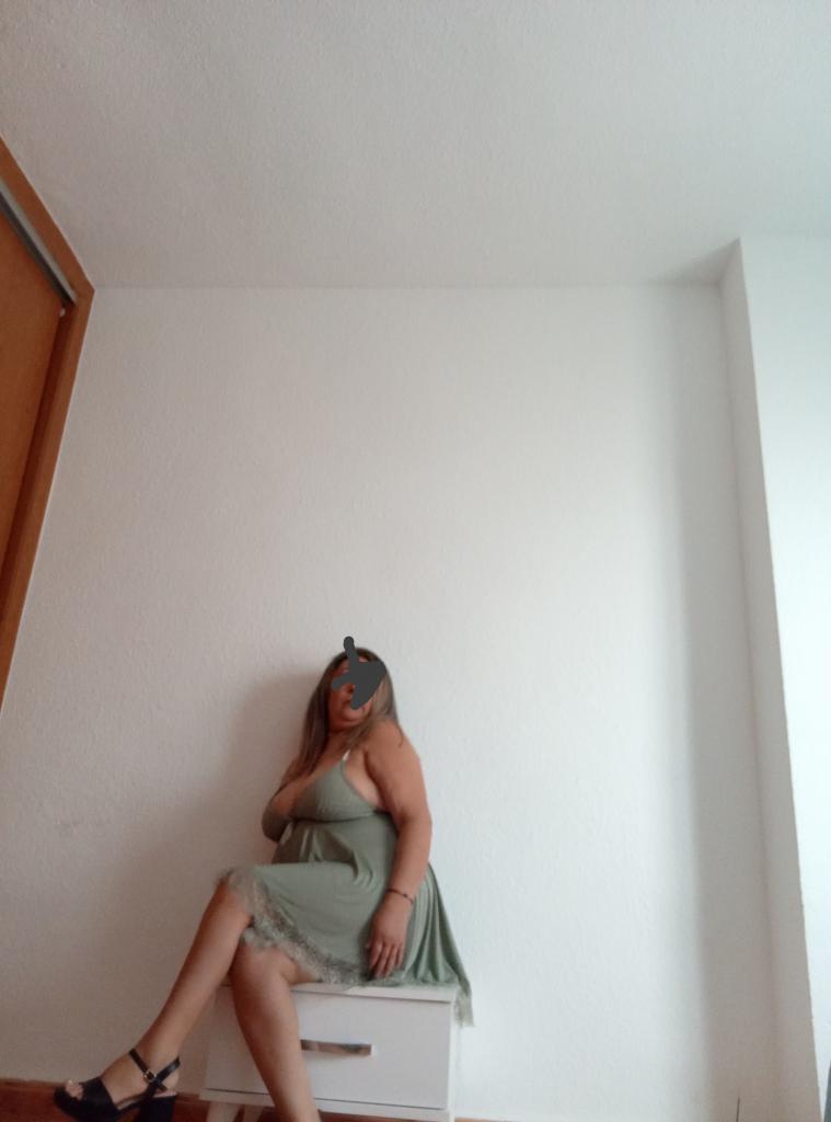 Chica busca chico en Murcia: 