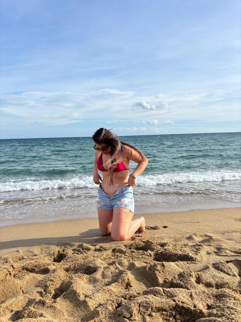 612435995: Chica busca chico en Barcelona