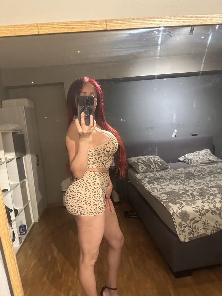 Chica busca chico en Murcia: 