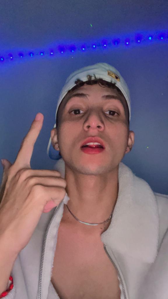 635037929: Chico busca chica en Madrid