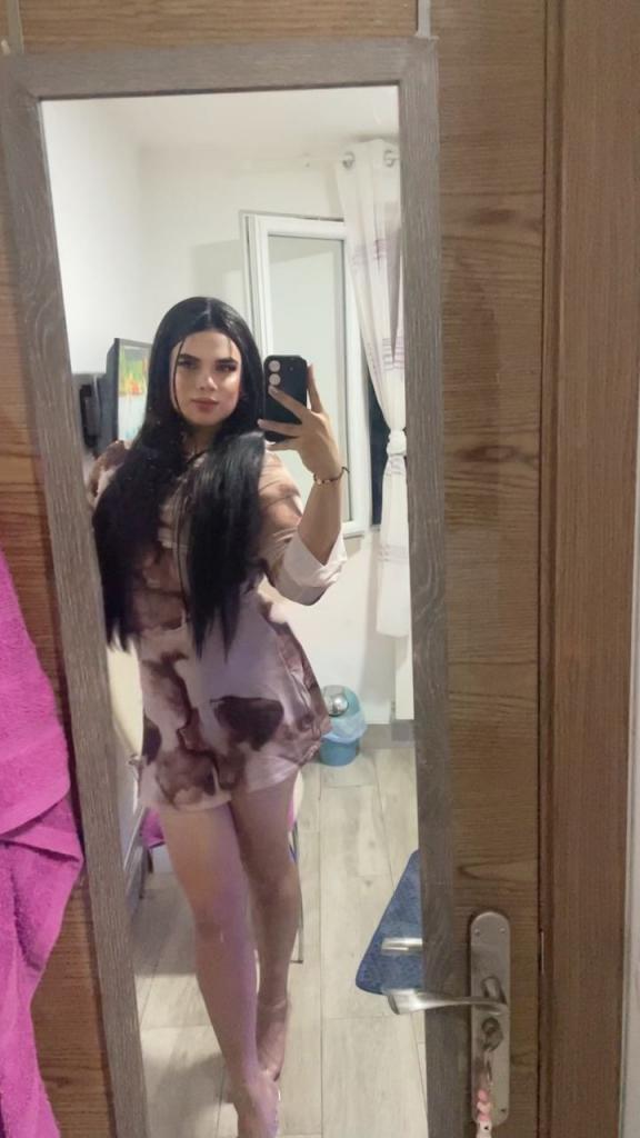 665486982: Transexual en Pontevedra