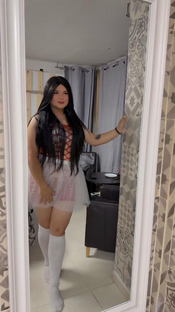 665486982: Travesti en Pontevedra