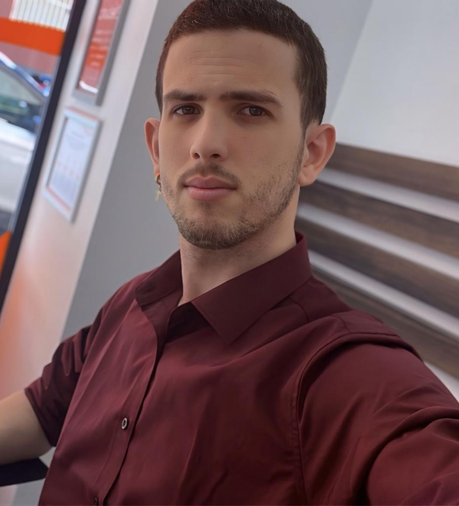 613593389: Chico busca chica en Las Palmas