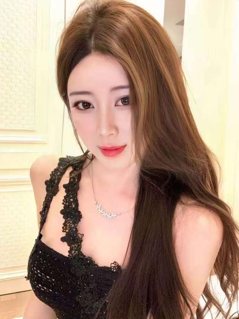 641957294: Chica busca chico en Madrid