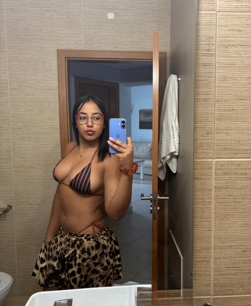 602015332: Chica busca chico en Granada