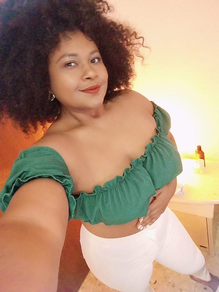 Chica busca chico en Tenerife: 