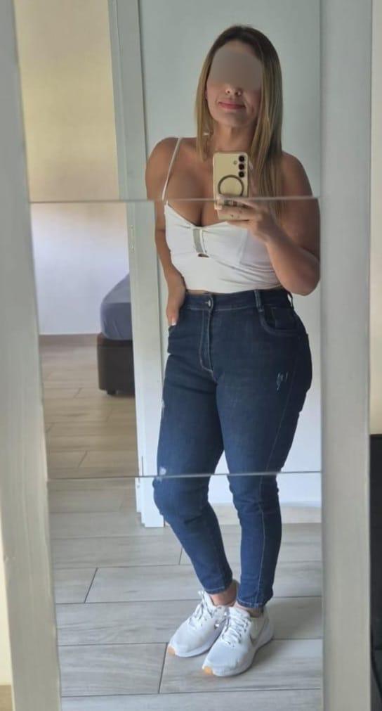 Chica busca chico en Pontevedra: 