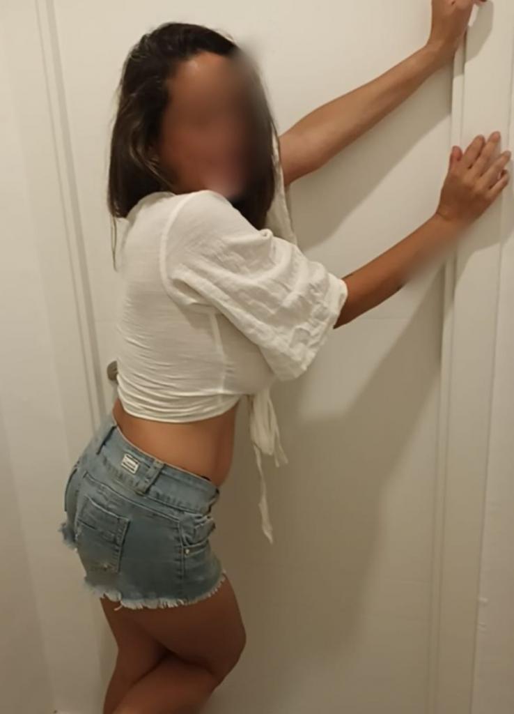 Chica busca chico en Granada: 
