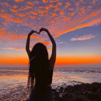 658599292: Chica busca chico en Madrid