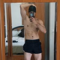 613787450: Chico busca chica en Sevilla