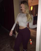 633690717: Chica busca chico en La Coruña