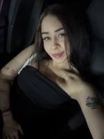 697710814: Chica busca chico en Gerona