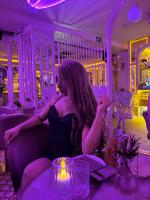 654659343: Chica busca chico en Madrid