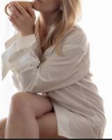 613950569: Chica busca chico en Barcelona