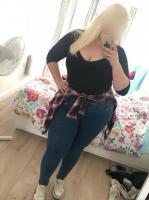 643795070: Chica busca chico en Granada