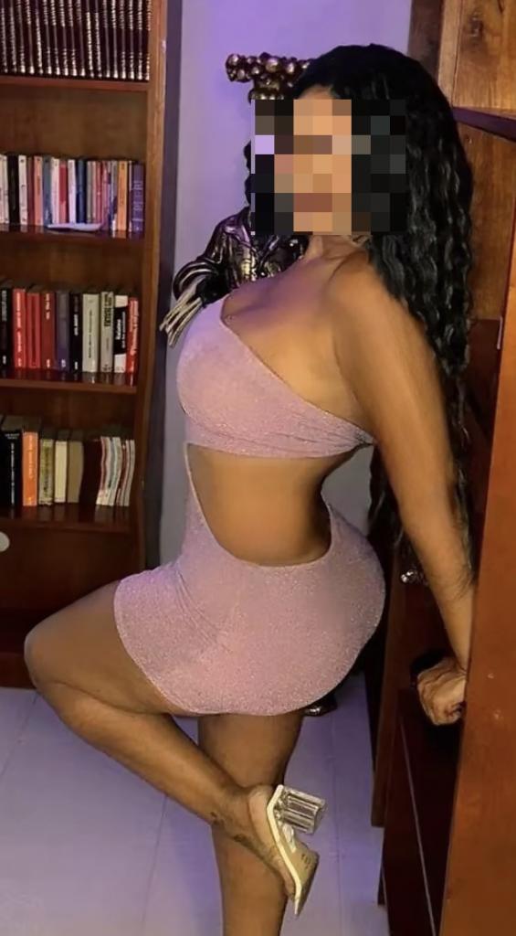 Chica busca chico en Tenerife: Chica busca chico