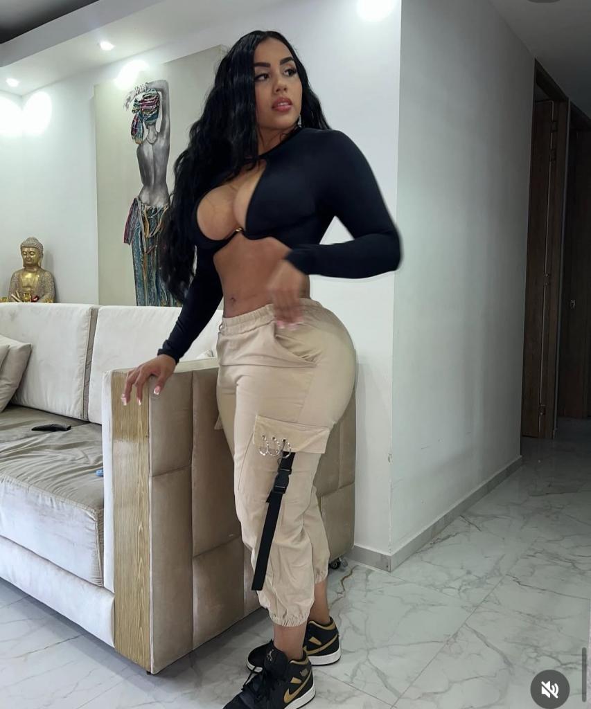 Chica busca chico en Cádiz: 