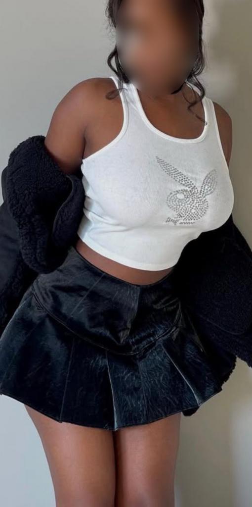 Chica busca chico en Tenerife: 