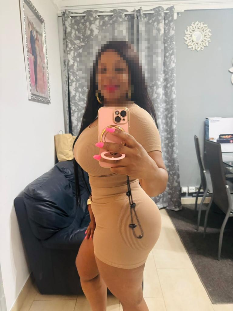 631942983: Chica busca chico en Murcia