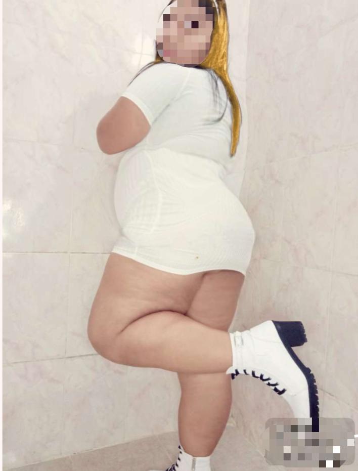 644688355: Chica busca chico en Huelva