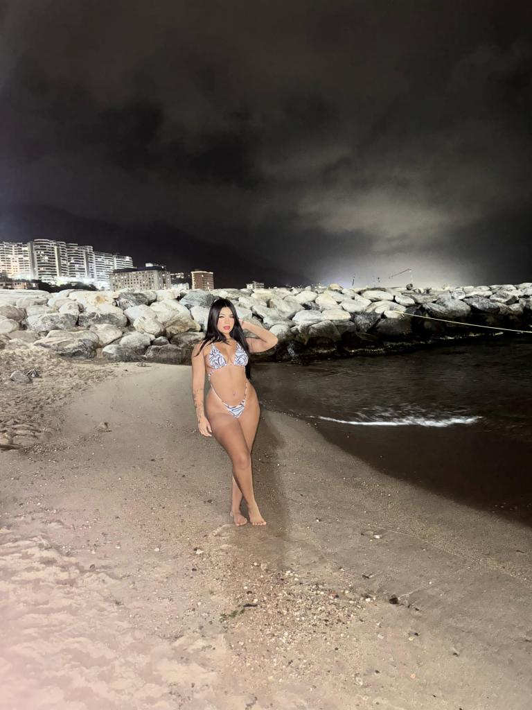 Chica busca chico en Sevilla: 