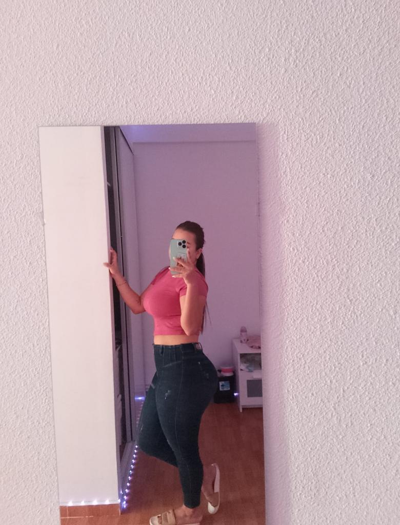 Chica busca chico en Murcia: 