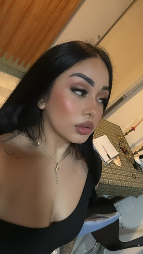 Chica busca chico en Cádiz: Chica busca chico