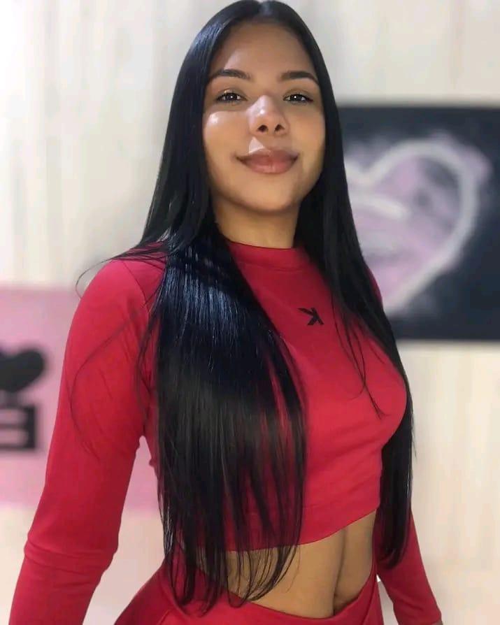 677389925: Chica busca chico en Madrid