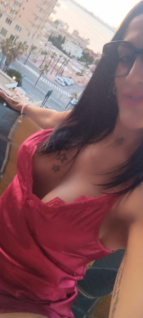 634674783: Chica busca chico en Murcia