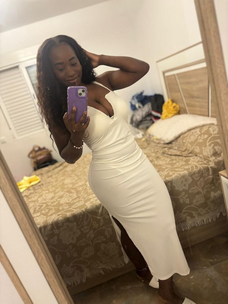 Chica busca chico en Cádiz: 