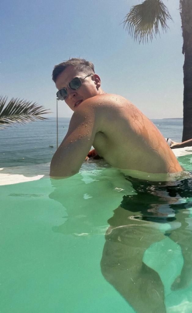 Chico busca chica en Málaga: 