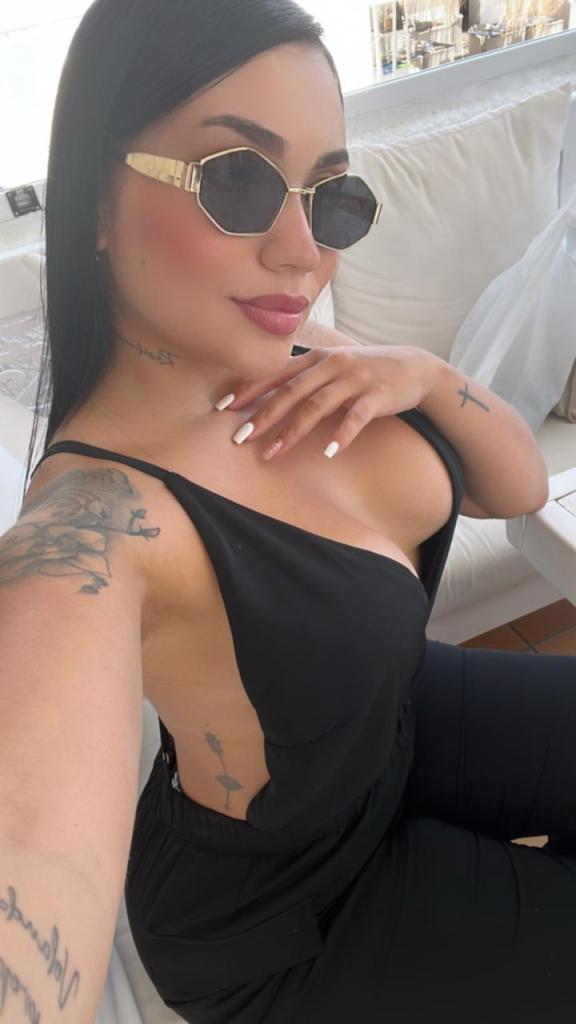 Chica busca chico en Barcelona: 