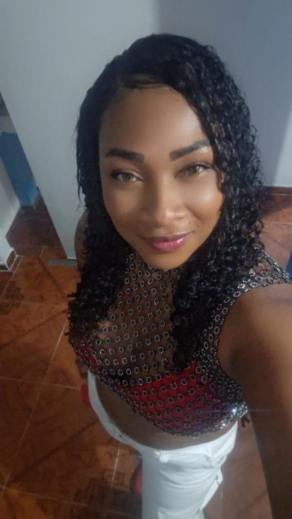 Chica busca chico en Almería: 