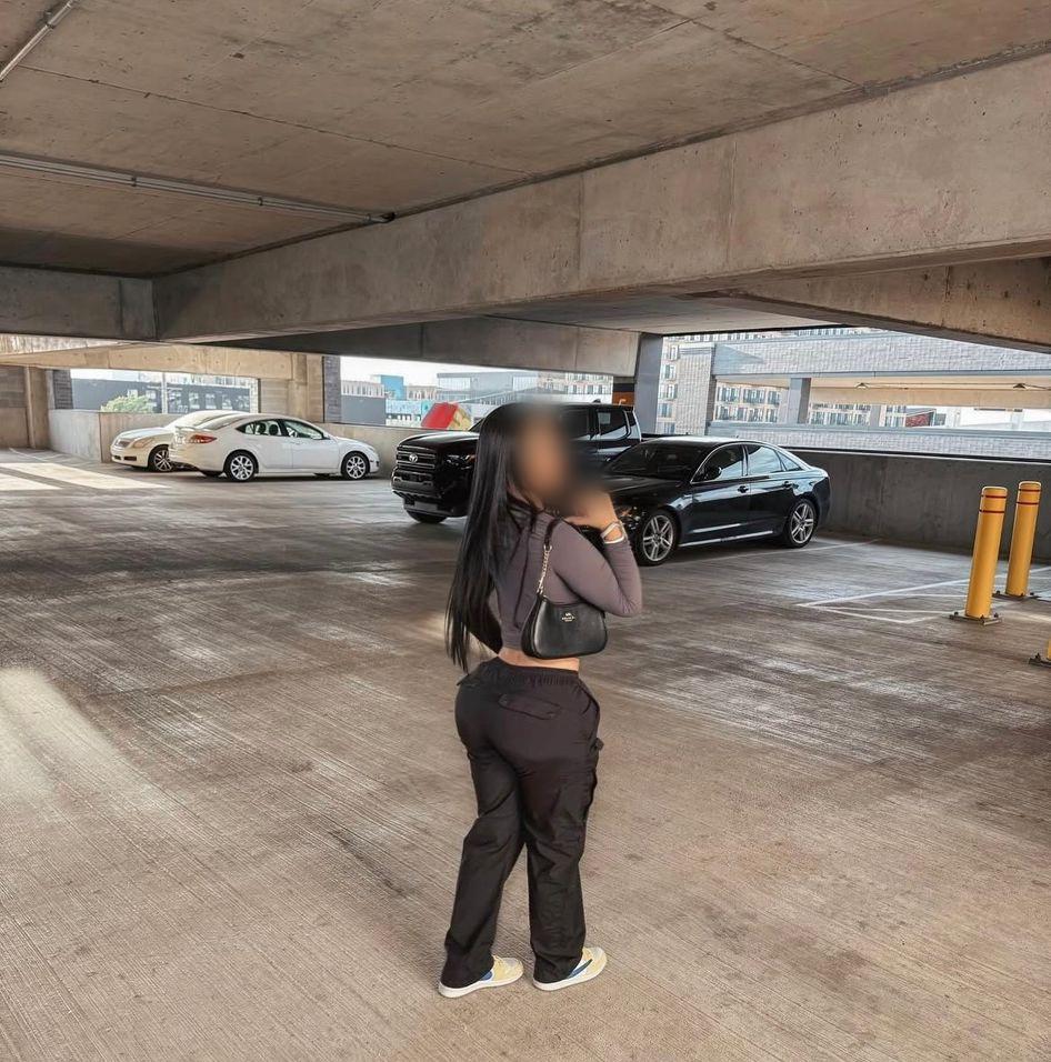 Chica busca chico en Sevilla: 