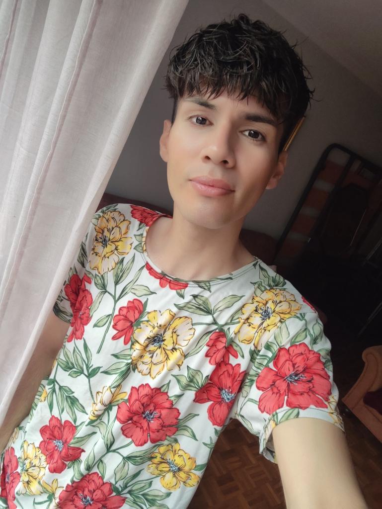 644087698: Chico busca chica en Asturias