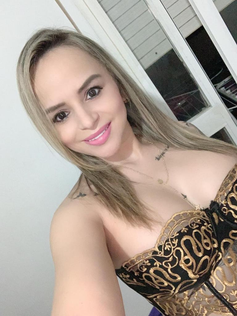 Chica busca chico en Menorca: 